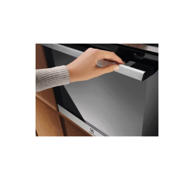 Духова шафа Electrolux EOE8P38X