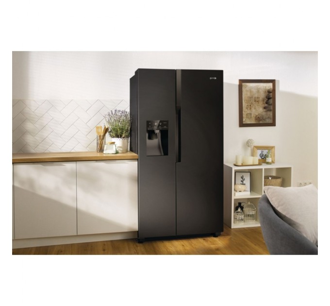 Холодильник Gorenje NRS9EVB