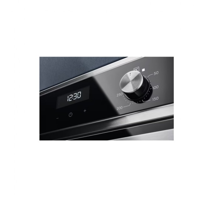 Духовой шкаф Electrolux EOF5C50BX