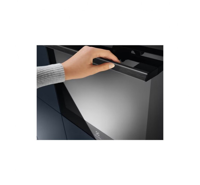 Духова шафа Electrolux EOB8S39H