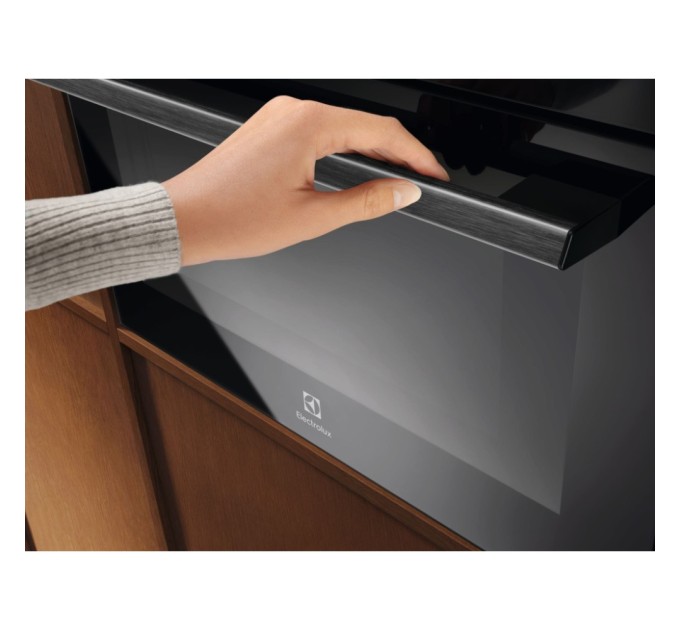 Духова шафа Electrolux LVL8E09Z