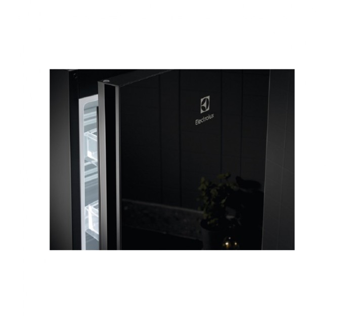 Холодильник Electrolux RNT7ME34K1