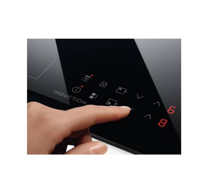 Варочна поверхня Electrolux CIR60433