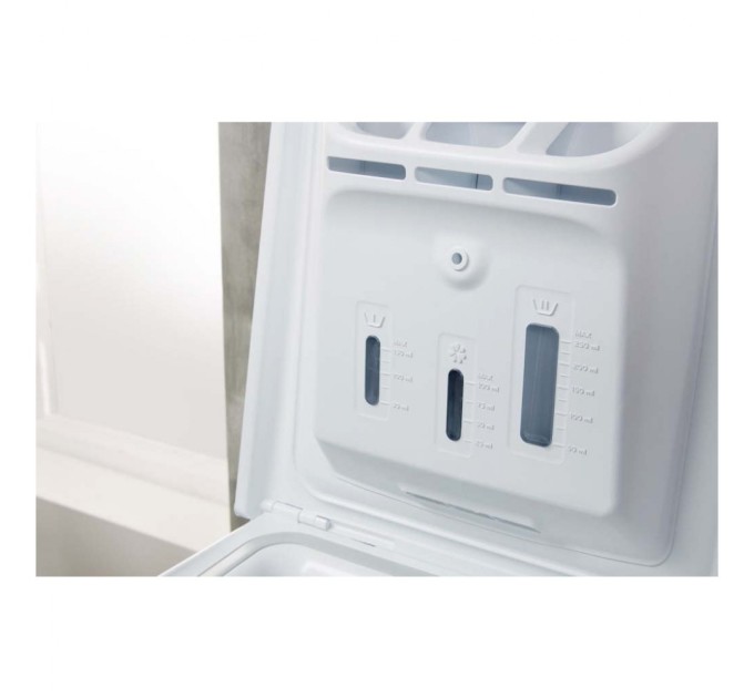 Пральна машина Indesit BTWD61053EU