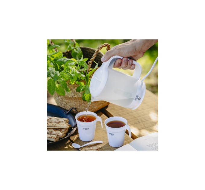 Електрочайник Adler AD 1381