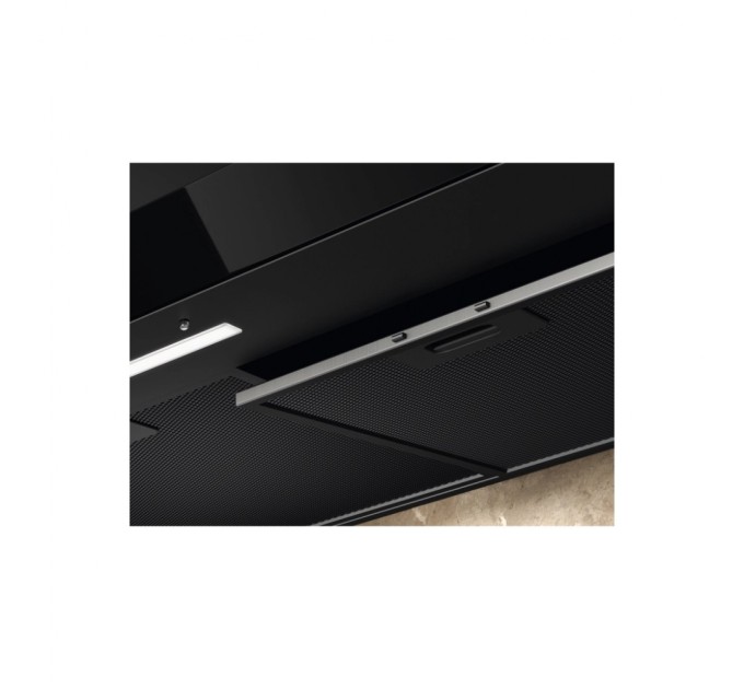 Витяжка кухонна Electrolux LFT816K