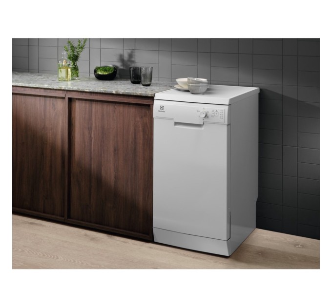 Посудомийна машина Electrolux ESA12110SW